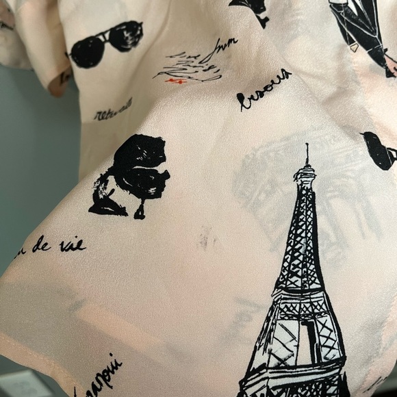 Karl Lagerfeld Paris Printed Baby Pink Button Down Top - Picture 9 of 11